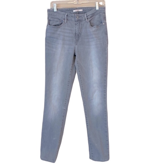 Levi’s gray size 30 waist and 28 inseam mid rise skinny. Great with boots!
C - Picture 3 of 12